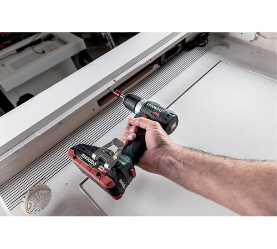 Аккумуляторная дрель-шуруповерт Metabo BS 18 L BL 602326500