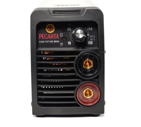 Сварочный аппарат Ресанта инверторный САИ VI7190 MINI 900/65/201