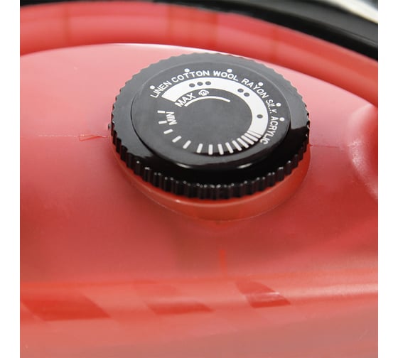 Утюг LUMME LU-IR1133A красный рубин 37558