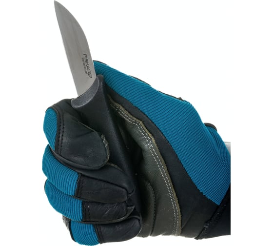 Нож для овощей Fiskars Essential 1023780