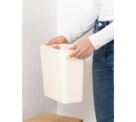 Пластиковый контейнер для хранения BIRD HOUSE белый B0174