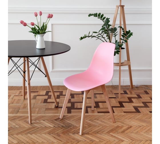 Стул пластиковый DERSTUHL Grand Wood Eames, розовый DSL010.015