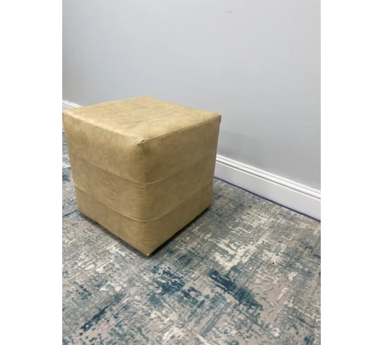 Пуфик мягкий NEW Victoria 40х40х40 см кожзам бежевый П0146