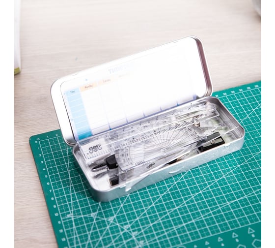 Набор для черчения DELI в комплекте: циркуль, карандаш, кронциркуль, линейка 15 см, 2 треугольника, 12 шт в упаковке EG30695