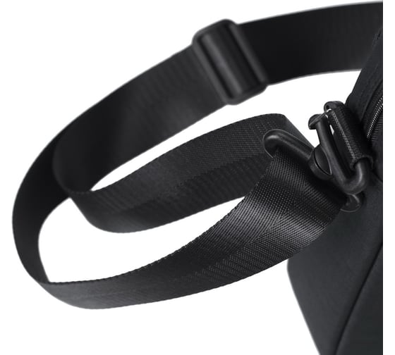 Сумка для ноутбука 15.6" и документов RIVACASE Laptop bag black 8335