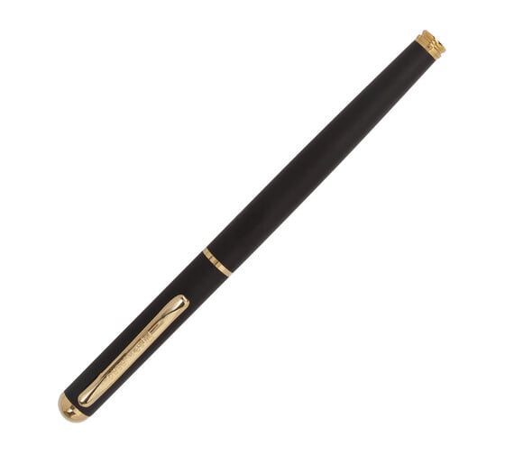 Подарочная перьевая ручка BRAUBERG Maestro синяя, черный корпус с золотистыми деталями, линия 0.25 мм 143471
