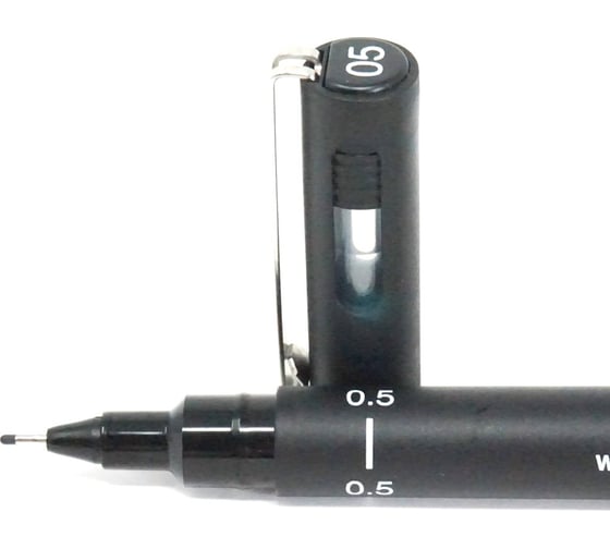 Линер UNI PIN 05 - 200 S чёрный, 0.5 мм 141532