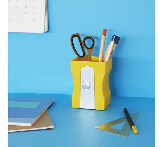 Подставка для канцелярских принадлежностей Balvi Sharpener желтая 27415
