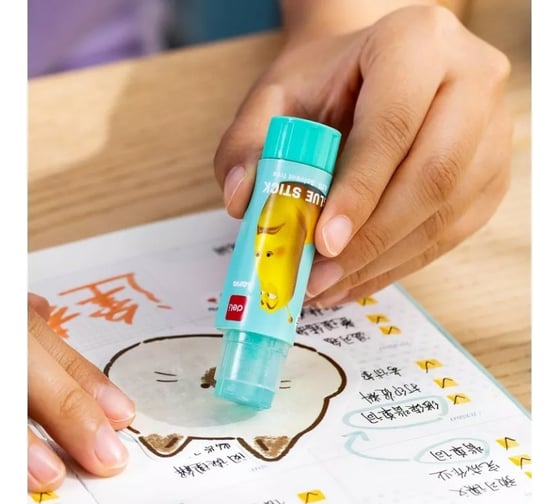 Клей-карандаш DELI Larva EA211 8 г ПВП дисплей картонный детский, 12 шт 1640933
