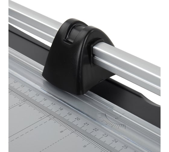 Роликовый резак BRAUBERG EXTRA A3, до 10 л, длина реза 480 мм, металлическое основание 532326