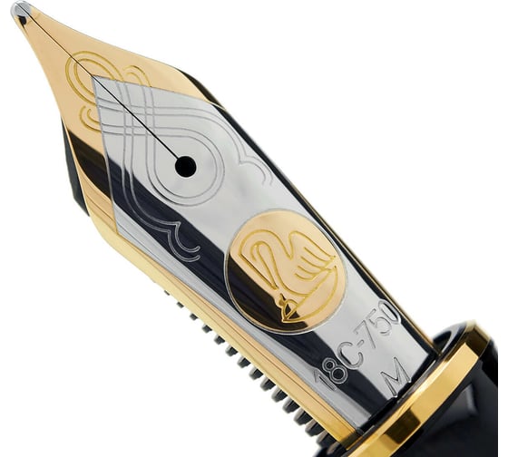 Перьевая ручка Pelikan Souveraen Black GT, M 987396