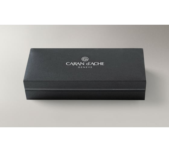 Перьевая ручка Caran d’Ache Carandache Leman - Black Matte SP F 4799.486