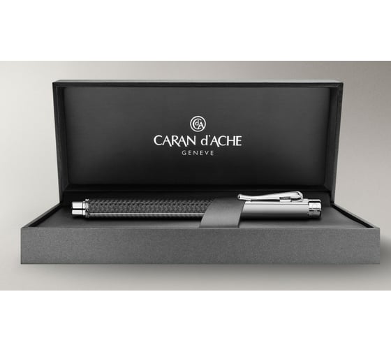 Перьевая ручка Caran d’Ache Carandache Varius - Carbon SP F 4490.007