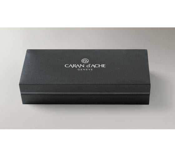 Перьевая ручка Caran d’Ache Carandache Varius - Carbon SP F 4490.007