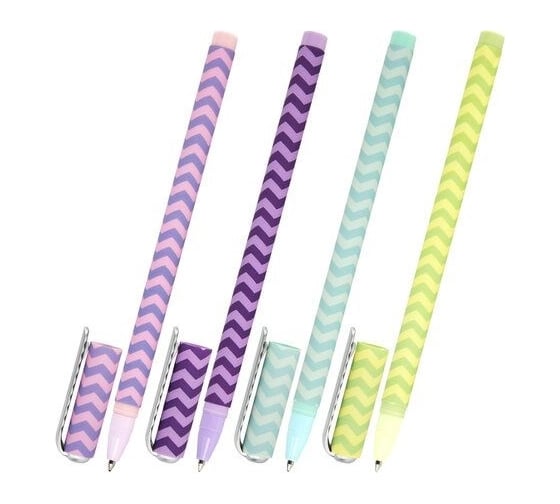 Шариковая ручка BRAUBERG SOFT TOUCH STICK GEOMETRIC синяя, мягкое покрытие, ассорти, 0.7 мм 143701