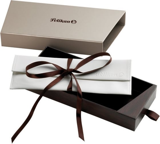 Перьевая ручка Pelikan Elegance Classic M200 B 994145