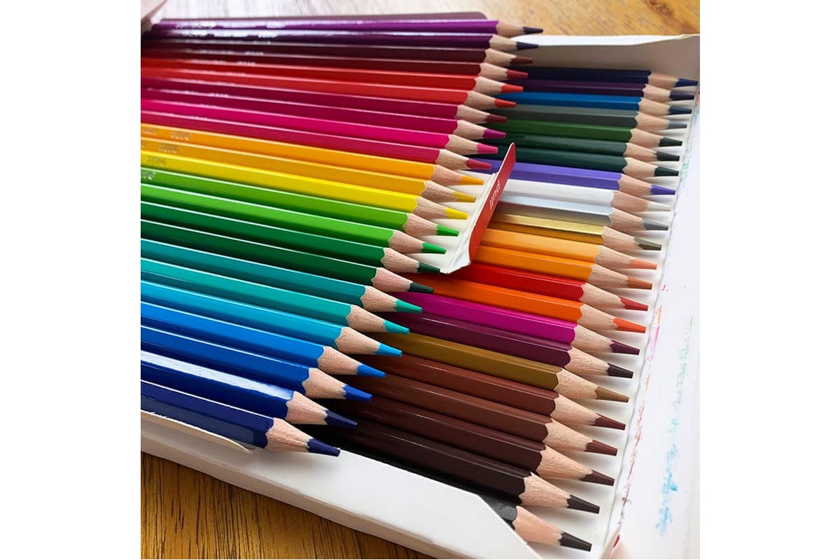 Набор цветных карандашей в пенале
