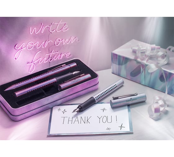 Набор Faber-Castell grip edition glam перьевая ручка, м 0.75 мм, шариковая ручка, 1,4 мм, синие, трехгранная, фиолетовый перламутровый корпус, подарочный футляр 201534