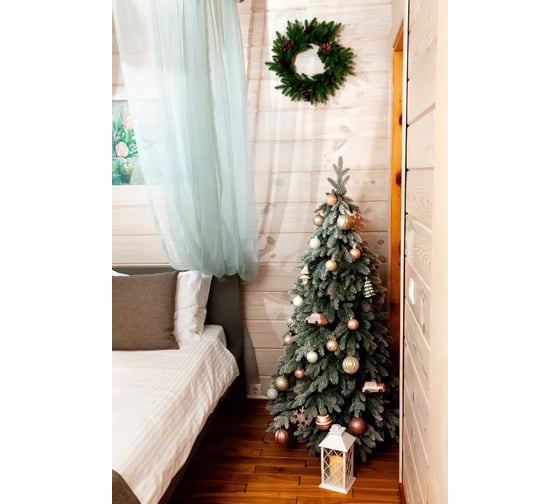 Искусственная новогодняя елка CRYSTAL TREES АНДОРРА в снегу, литая, высота 240 см KP61240
