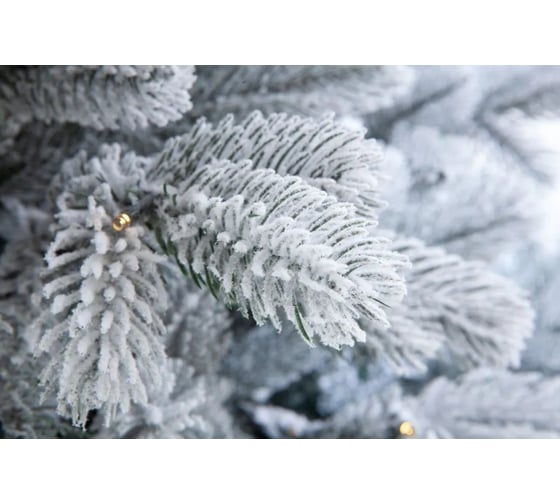 Искусственная новогодняя елка CRYSTAL TREES МОЛЬВЕНО в снегу, с вплетенной гирляндой, литье РЕ+ПВХ 60 см KP71060SL