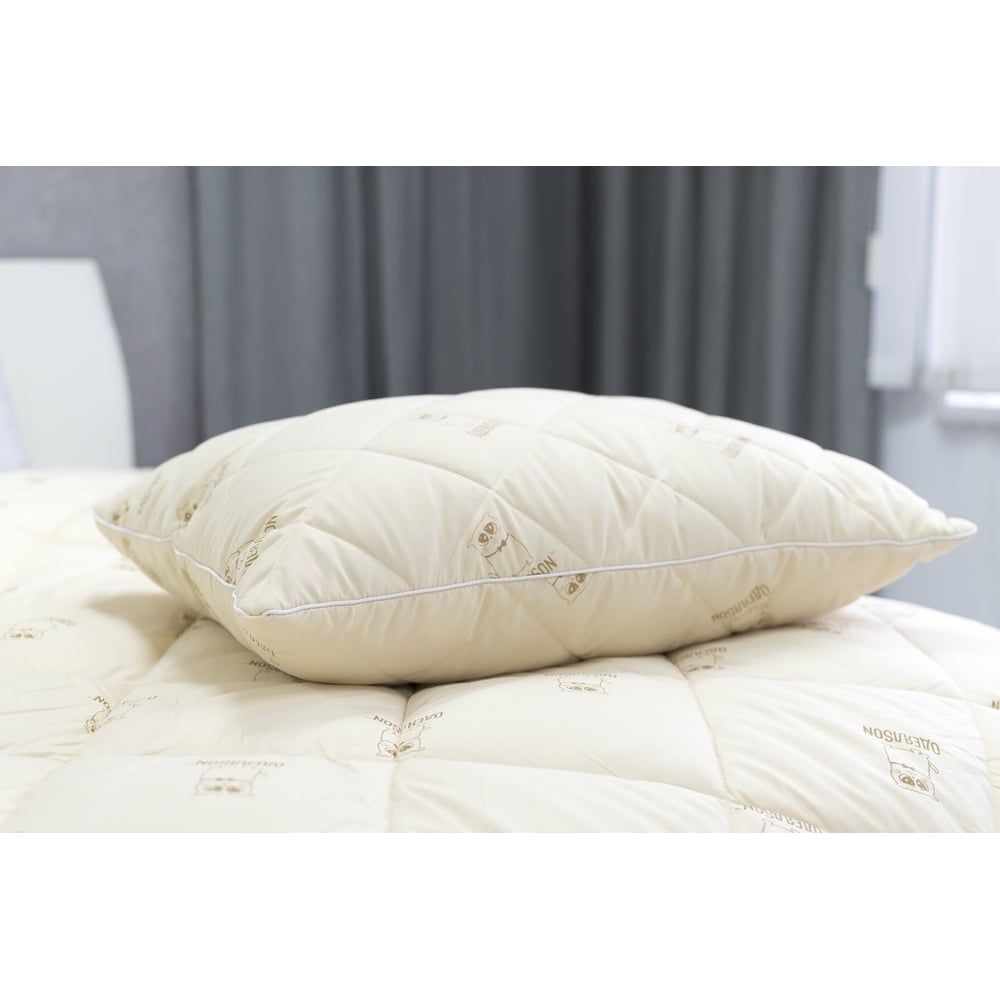 Подушка стеганая Мягкий сон 70x50 см ТМ "ОдеялSon" серия "Кот" бежевый ...