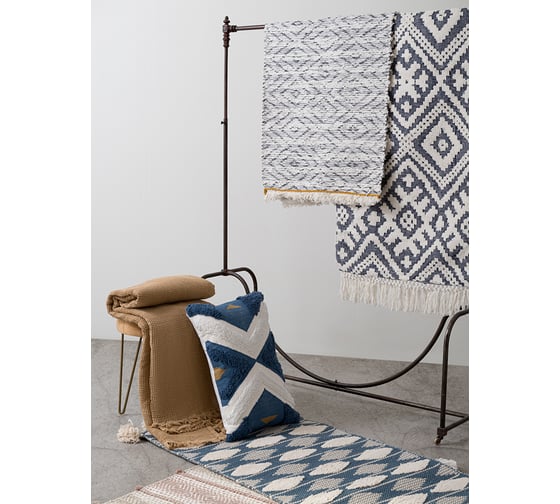 Ковер из хлопка синего цвета Argyle из коллекции Ethnic Tkano 70x160 см TK18-DR0001