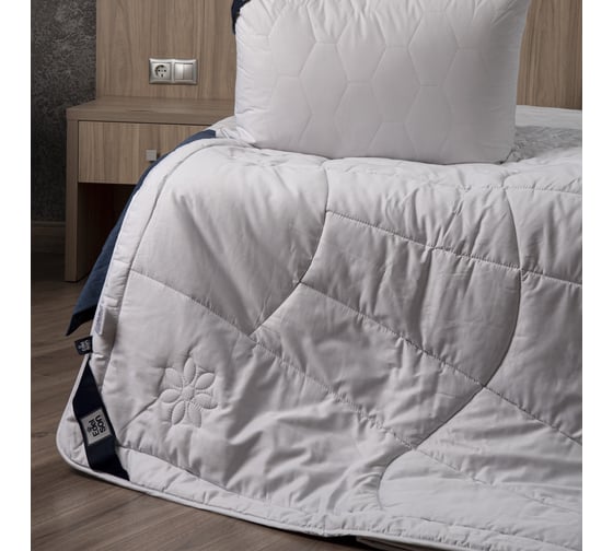 Теплое стеганое одеяло EDELSON CAMEL WOOL 150x200 см ECW- 16-53