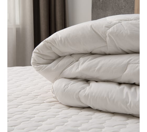 Теплое стеганое одеяло EDELSON FINE WOOL 172x205 см EKW-18-43