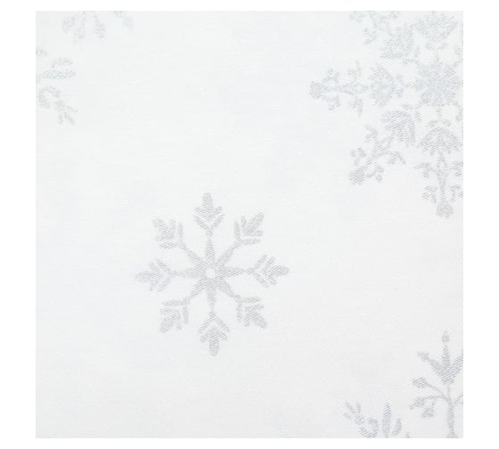 Скатерть Этель Серебряные снежинки 149x220+/- 3 см, 100% хлопок, 190 г/кв.м 5135193