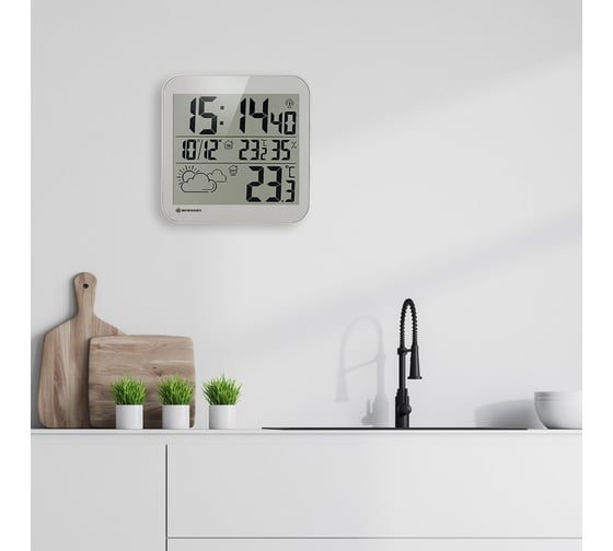 Настенные часы Bresser MyTime LCD, серебристые 75697