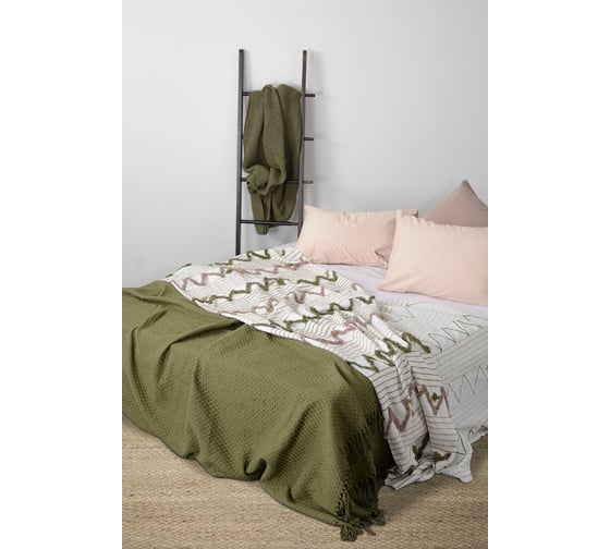 Покрывало Tkano из хлопка с бахромой, оливкового цвета, из коллекции Ethnic, 180x250 см TK19-BS0009