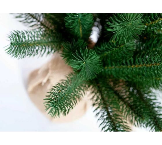 Ель CRYSTAL TREES Бергамо с вплетенной гирляндой 60 см KP3060L