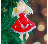 Мягкая подвеска Зимнее волшебство Ангел - принцесса с сердечком, 13 см, красный 2131254