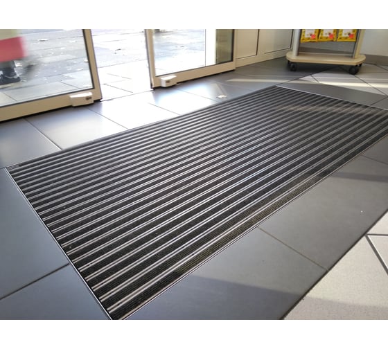 Грязезащитная придверная решетка Алсагор АЛСА резина + скребок, 1000 х 1000 мм A111010