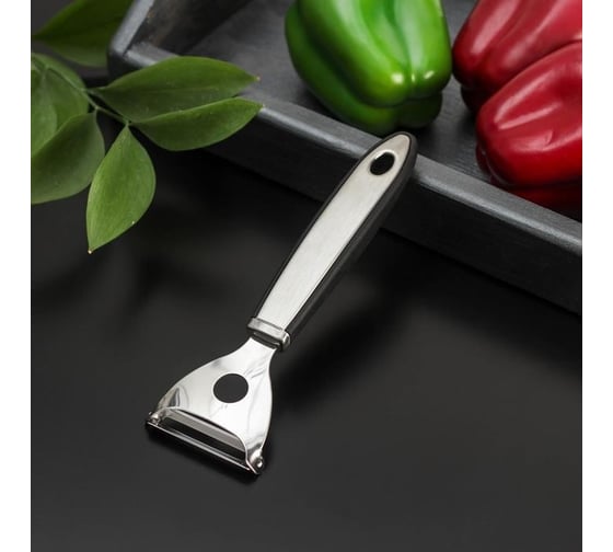 Овощечистка Доляна Blade 18 см, ручка soft touch, цвет черный 1685244 1