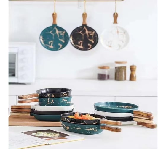 Блюдо ZDK Kitchen с деревянной ручкой, цвет черный 25,5 см 371530