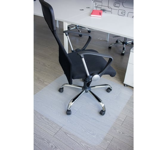 Напольный коврик Easy Chair BSL полипропилен матовый 900x900x1,2 мм паркет/ламинат 1144974
