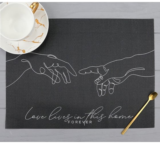 Салфетка на стол Доляна Love lives, ПВХ, 40х29 см 4780295