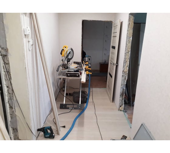 Торцовочная пила DEWALT DWS713 31