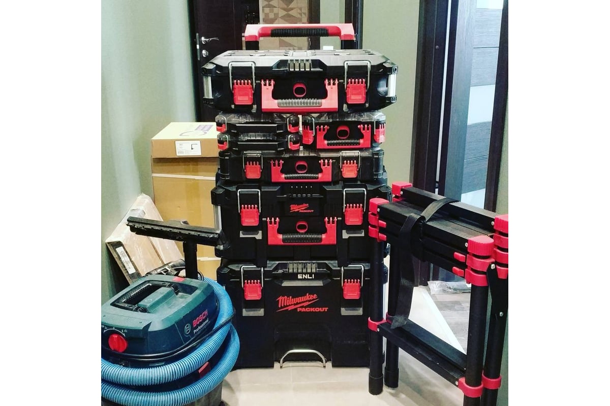 Milwaukee PACKOUT 4932471065