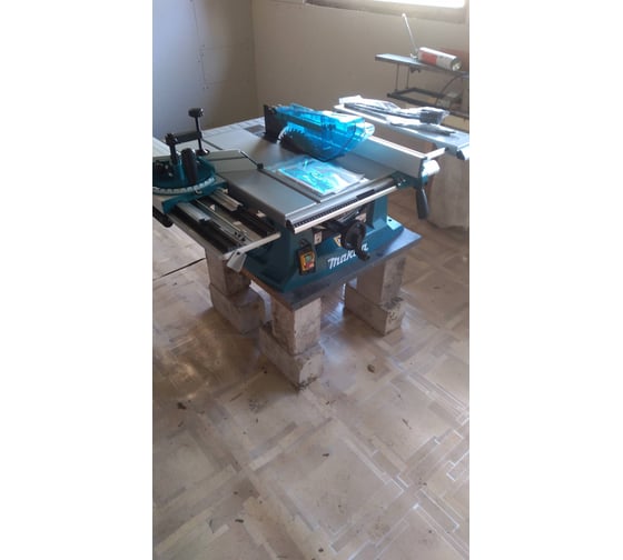 Настольная пила Makita MLT100N 9