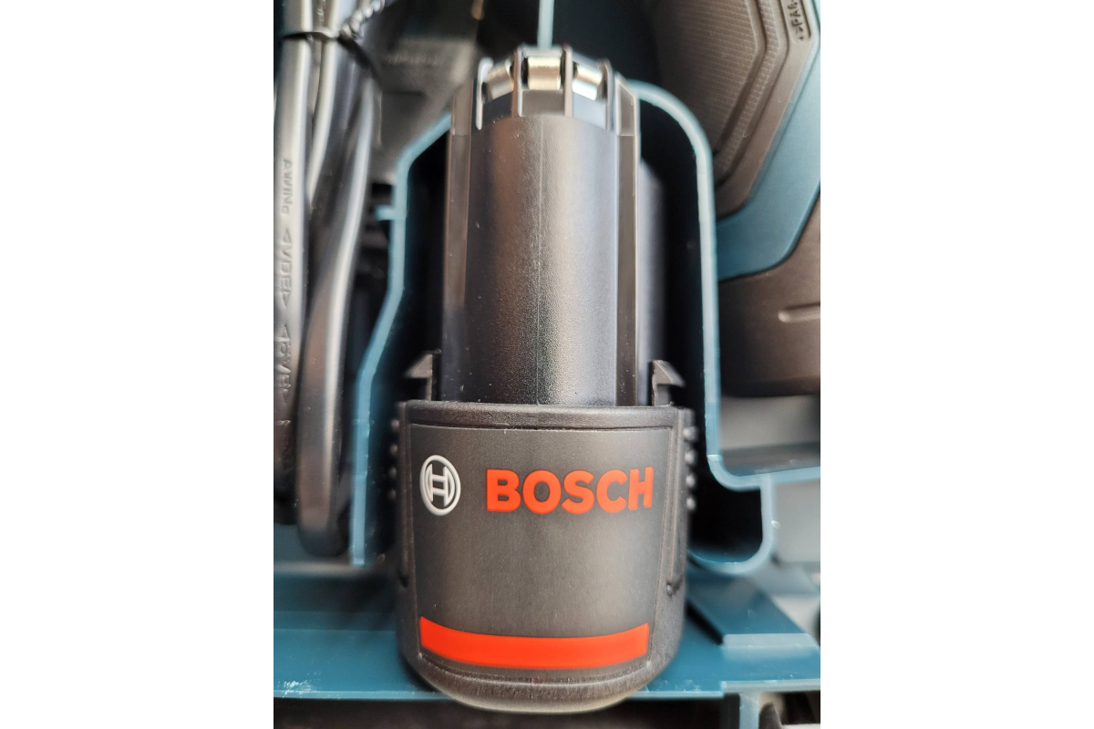 Аккумуляторный бесщеточный шуруповерт Bosch GSR 12V-30 06019G9020 .