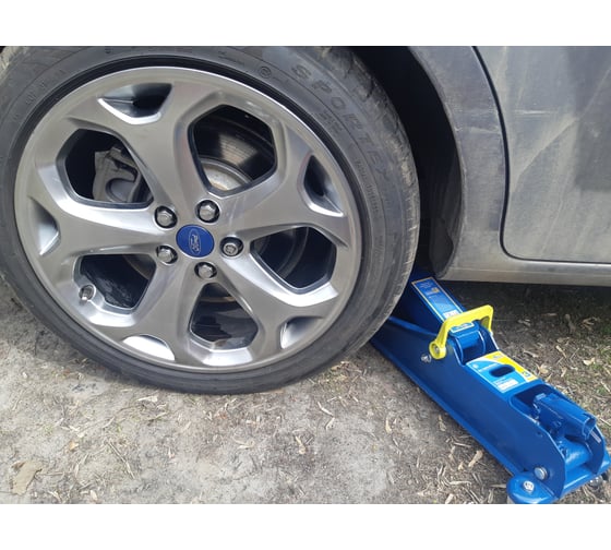 Подкатной гидравлический домкрат KRAFT 3 т, кейс KT 820005 - купить для ...