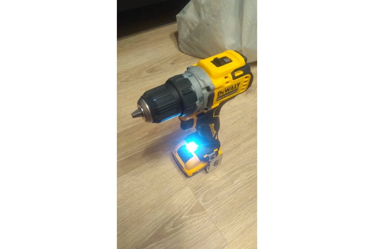  дрель-шуруповерт DEWALT 12 В XR DCD701D2-QW - выгодная цена .