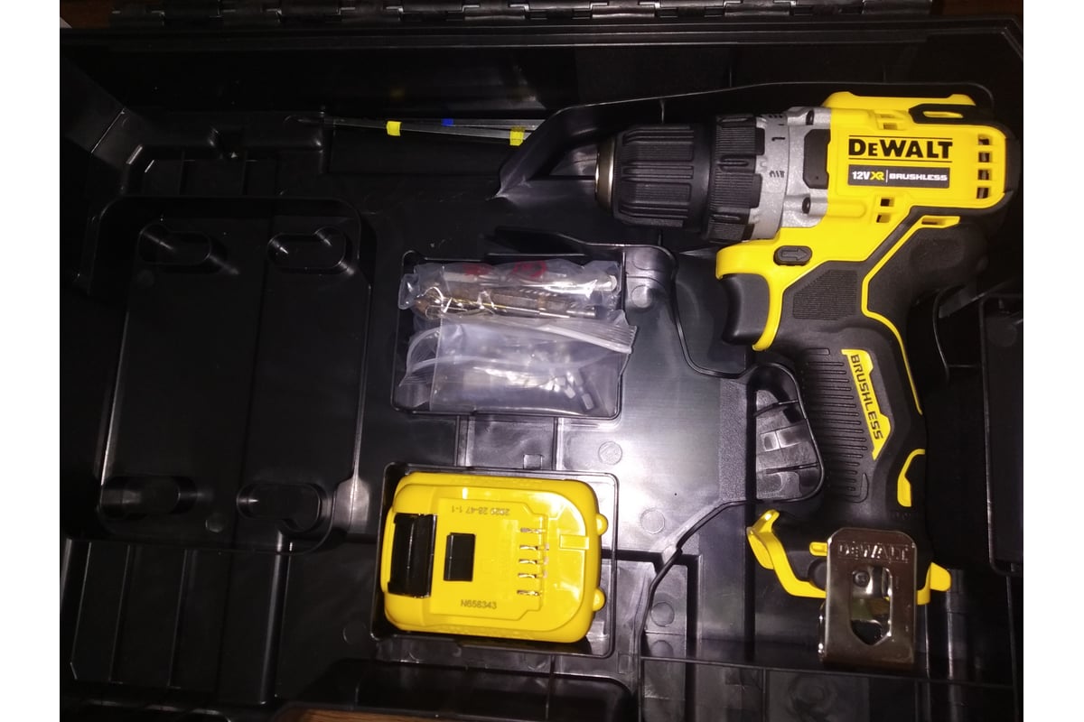  дрель-шуруповерт DEWALT 12 В XR DCD701D2-QW - выгодная цена .