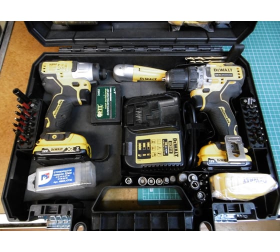 Компактная дрель-шуруповерт DEWALT 12 В XR DCD701D2-QW 119