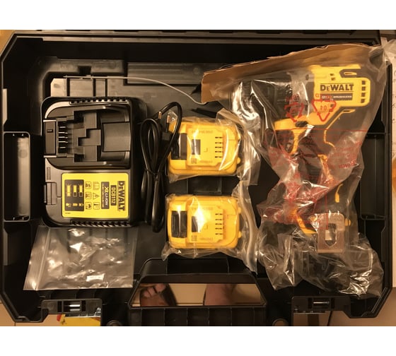 Компактная дрель-шуруповерт DEWALT 12 В XR DCD701D2-QW 88