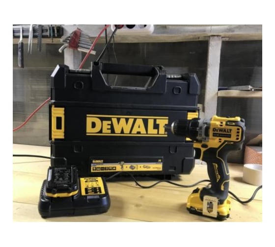 Компактная дрель-шуруповерт DEWALT 12 В XR DCD701D2-QW 76
