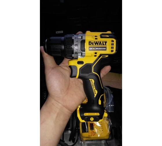 Компактная дрель-шуруповерт DEWALT 12 В XR DCD701D2-QW 65