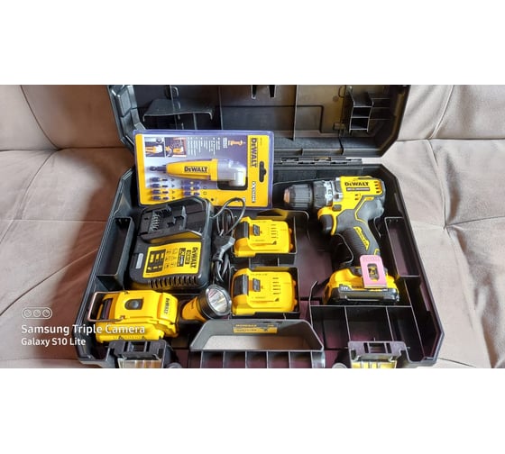 Компактная дрель-шуруповерт DEWALT 12 В XR DCD701D2-QW 52